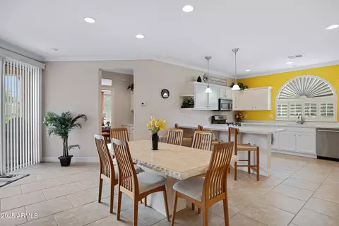 4237 E Blue Spruce Ln, Gilbert, AZ 85298 photo 9