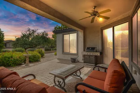 4237 E Blue Spruce Ln, Gilbert, AZ 85298 photo 2