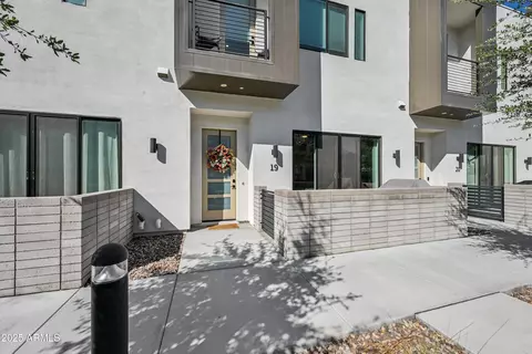 5151 N 13th Pl #19, Phoenix, AZ 85014