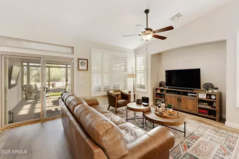 4664 E Apricot Ln, Gilbert, AZ 85298 photo 8
