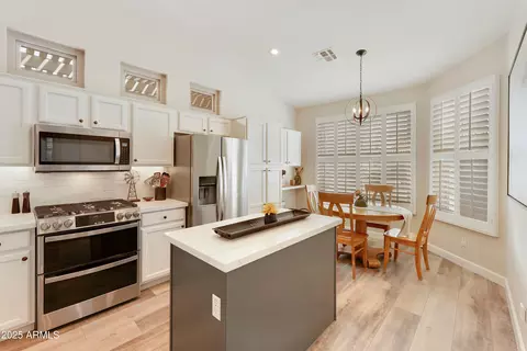 4664 E Apricot Ln, Gilbert, AZ 85298 photo 10