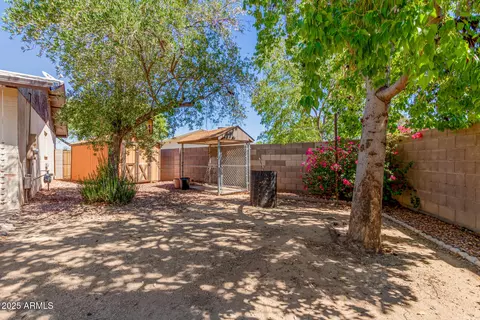 2827 E Captain Dreyfus Ave, Phoenix, AZ 85032 photo 21