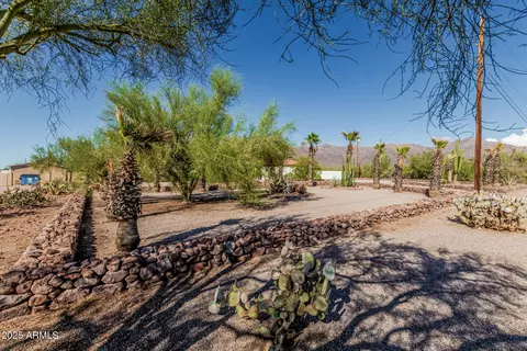 Exterior - 6190 E 22nd Ave, Apache Junction, AZ 85119 photo 18 of 32
