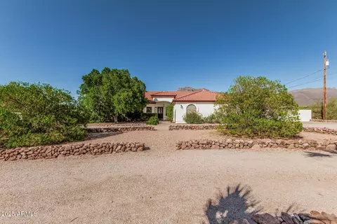 Exterior - 6190 E 22nd Ave, Apache Junction, AZ 85119 photo 11 of 32
