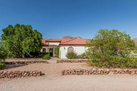 Exterior - 6190 E 22nd Ave, Apache Junction, AZ 85119 photo 12 of 32