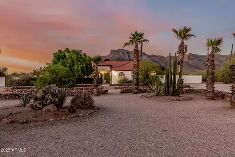 6190 E 22nd Ave, Apache Junction, AZ 85119