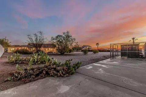 Exterior - 6190 E 22nd Ave, Apache Junction, AZ 85119 photo 24 of 32
