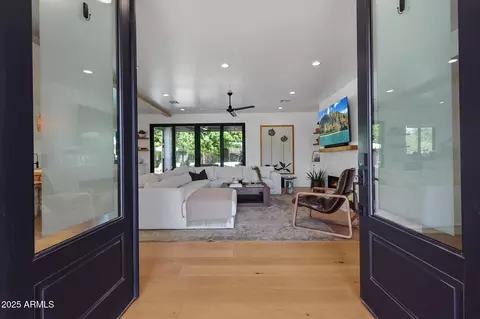 Entry Way - 4120 E Fairmount Ave, Phoenix, AZ 85018 photo 1 of 7