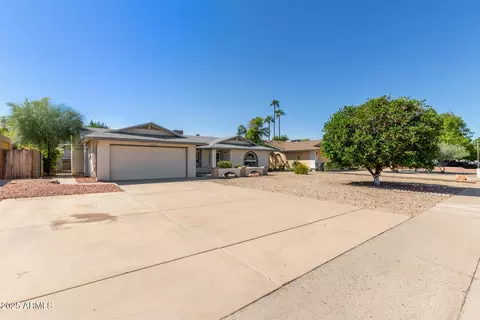 2339 W Acoma Dr, Phoenix, AZ 85023