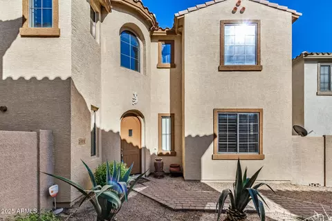 2406 W Jake Hvn, Phoenix, AZ 85085