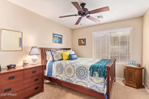 Bedroom - 4368 E Sack Dr, Phoenix, AZ 85050 photo 4 of 6