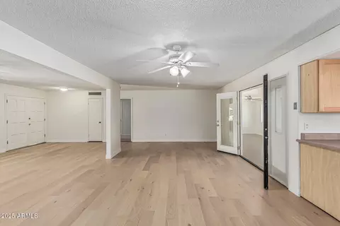 Living - 4134 W Linger Ln, Phoenix, AZ 85051 photo 5 of 5