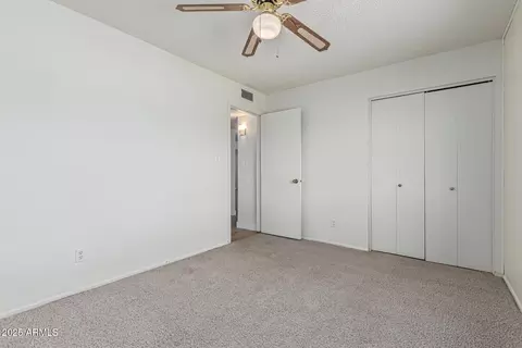 Bedroom - 4134 W Linger Ln, Phoenix, AZ 85051 photo 4 of 4