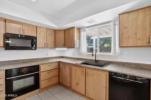 1445 E Utopia Rd, Phoenix, AZ 85024 photo 21