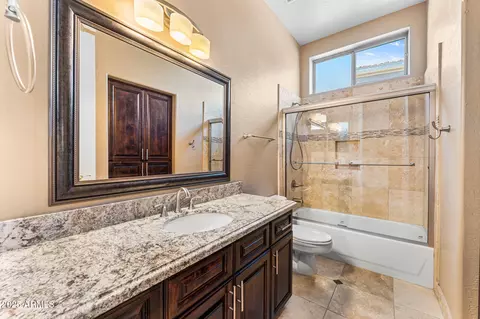 4410 E Robin Ln, Phoenix, AZ 85050 photo 32