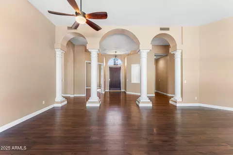 4410 E Robin Ln, Phoenix, AZ 85050 photo 19