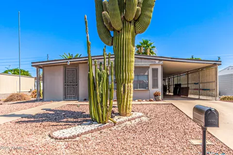335 S 75th Pl, Mesa, AZ 85208