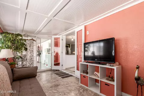 335 S 75th Pl, Mesa, AZ 85208 photo 9