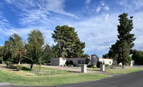 6415 W Surrey Ave, Glendale, AZ 85304
