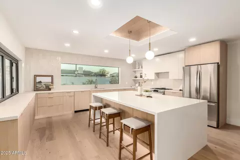 5829 E Windsor Ave, Scottsdale, AZ 85257