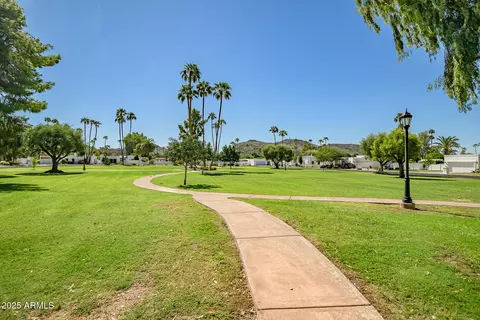 110 E Piping Rock Rd, Phoenix, AZ 85022 photo 33