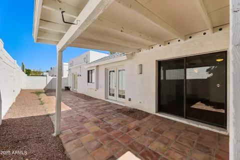 Exterior - 1108 E Wagoner Rd, Phoenix, AZ 85022 photo 3 of 4