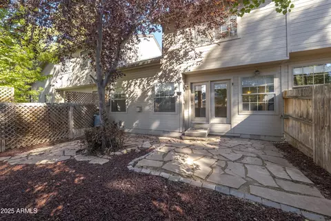 Exterior - 2343 S Eclipse Ln, Flagstaff, AZ 86001 photo 4 of 7
