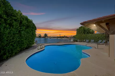 13626 N Tan Tara Pt, Sun City, AZ 85351