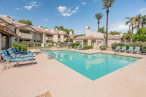 6885 E Cochise Rd #132, Paradise Valley, AZ 85253