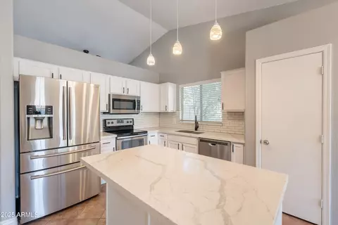2477 E Flintlock Pl, Chandler, AZ 85286
