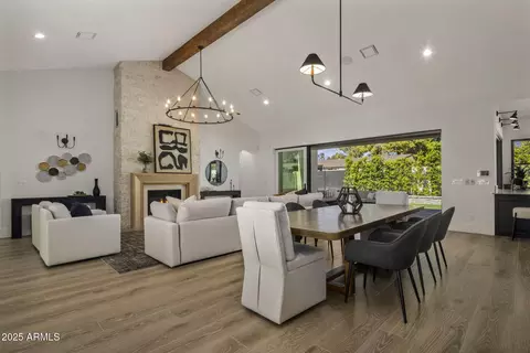 Dining - 2108 E Solano Dr, Phoenix, AZ 85016 photo 1 of 3