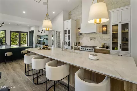 Kitchen - 2108 E Solano Dr, Phoenix, AZ 85016 photo 5 of 8