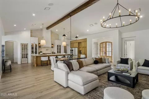 Living - 2108 E Solano Dr, Phoenix, AZ 85016 photo 3 of 3