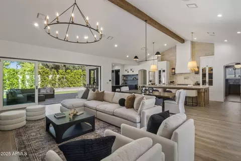 Living - 2108 E Solano Dr, Phoenix, AZ 85016 photo 2 of 3
