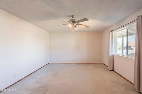 Living - 7313 N 16th Pl N, Phoenix, AZ 85020 photo 2 of 4