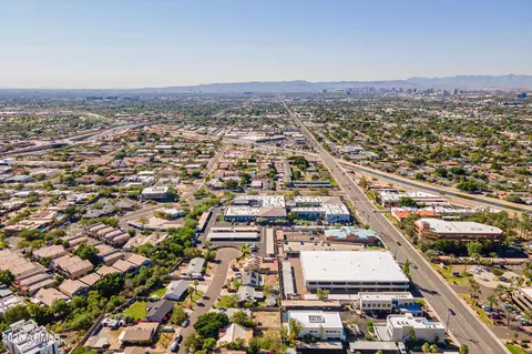 View/Area - 7313 N 16th Pl N, Phoenix, AZ 85020 photo 5 of 12