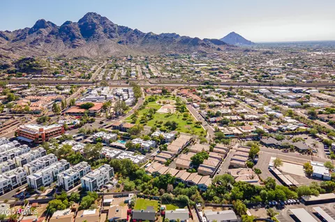 View/Area - 7313 N 16th Pl N, Phoenix, AZ 85020 photo 3 of 12
