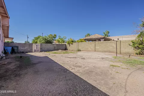 Exterior - 19008 N 30th St, Phoenix, AZ 85050 photo 17 of 21