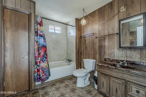 Bath - 19008 N 30th St, Phoenix, AZ 85050 photo 1 of 5