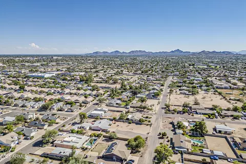 View/Area - 19008 N 30th St, Phoenix, AZ 85050 photo 16 of 20