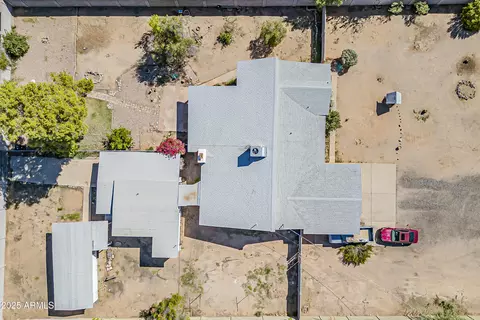 View/Area - 19008 N 30th St, Phoenix, AZ 85050 photo 2 of 20