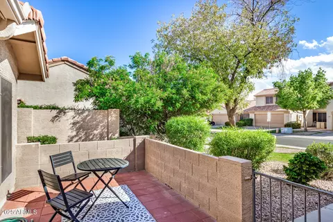 Exterior - 4214 E Agave Rd, Phoenix, AZ 85044 photo 5 of 20