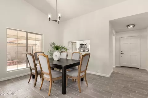 Dining - 4214 E Agave Rd, Phoenix, AZ 85044 photo 3 of 5