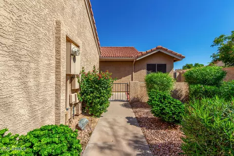Exterior - 4214 E Agave Rd, Phoenix, AZ 85044 photo 3 of 20
