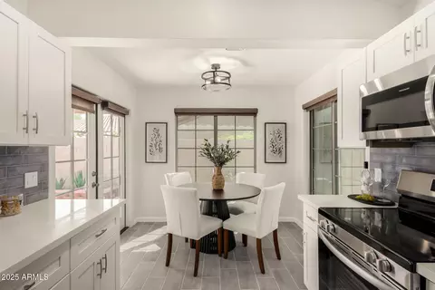 Dining - 4214 E Agave Rd, Phoenix, AZ 85044 photo 2 of 5