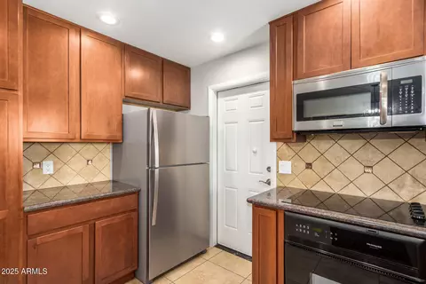 Kitchen - 5521 E Duncan St, Mesa, AZ 85205 photo 2 of 4