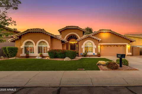 6836 E Winchcomb Dr, Scottsdale, AZ 85254