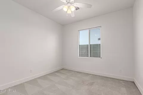 Bedroom - 2640 E Beverly Ln E, Phoenix, AZ 85032 photo 4 of 7