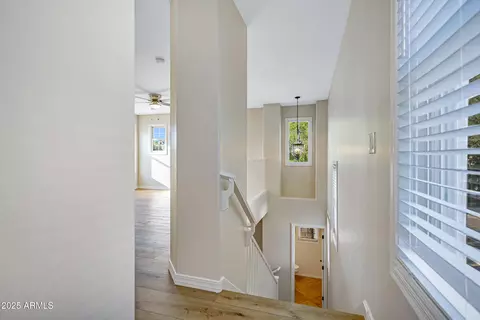 Entry Way - 2315 E Pecan Rd, Phoenix, AZ 85040 photo 1 of 2