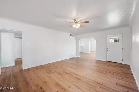 Living - 20 E Saint Charles Ave, Phoenix, AZ 85042 photo 5 of 9